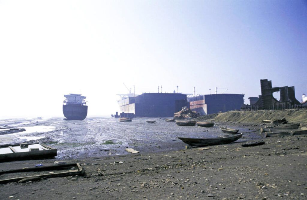 ship dismantling bangladesh photos